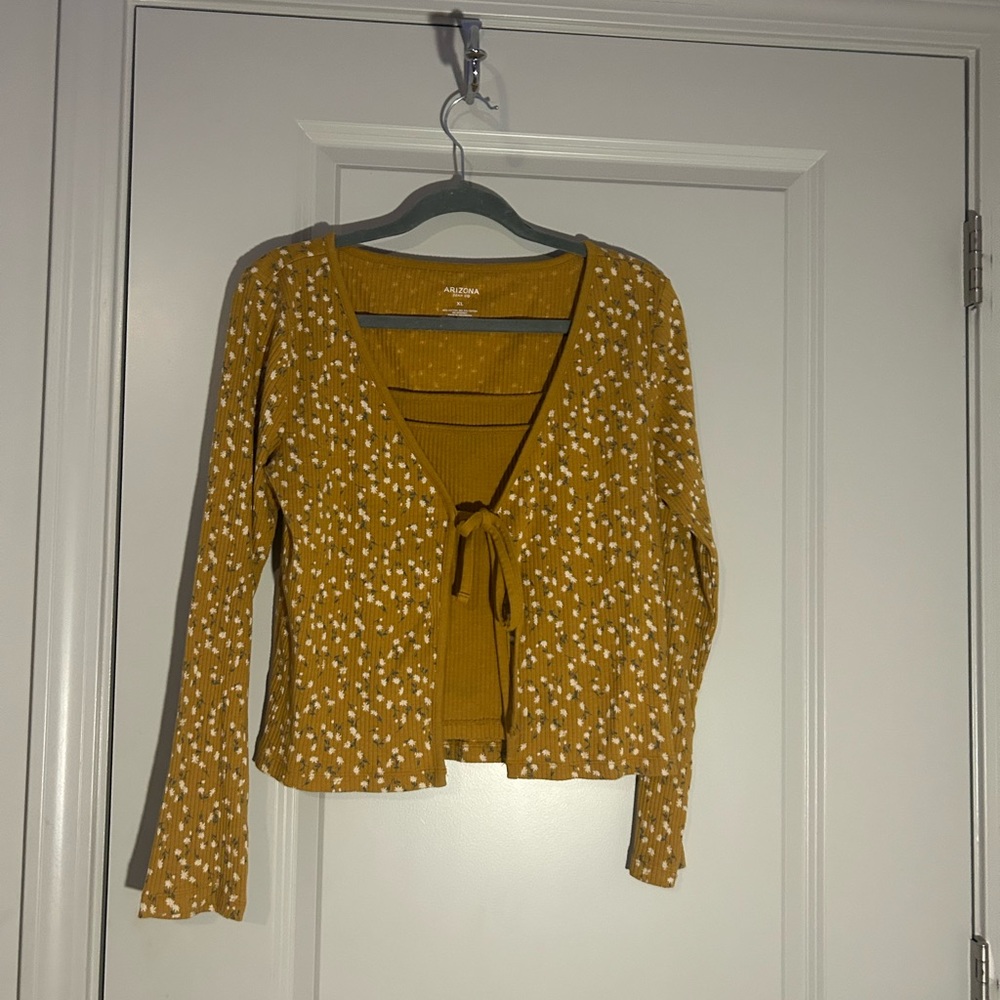 Floral print cami and sweater size XL
